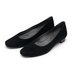 Aerosoles Black Genuine Suede Low Heel Pumps - Size 5